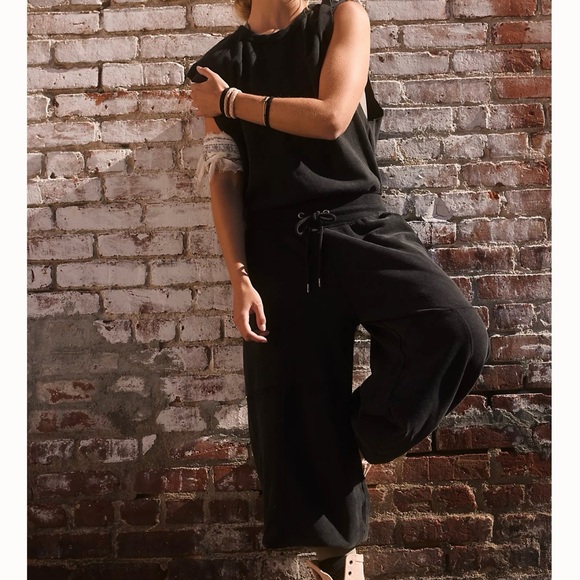 Throw And Go Onesie - Picture 12 of 14